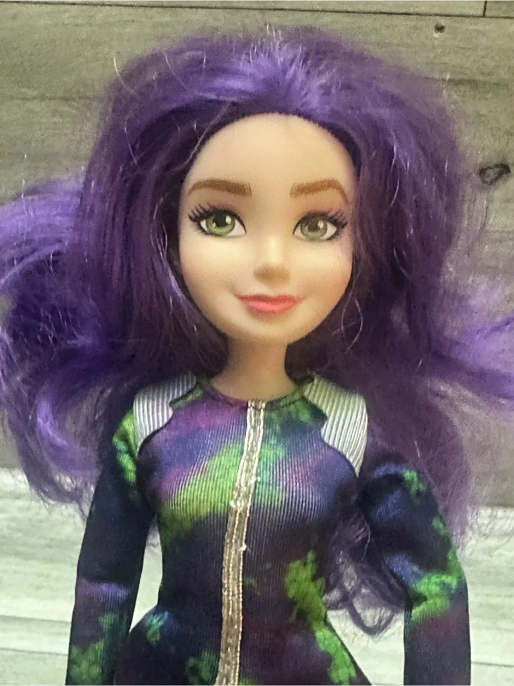 Disney Descendants Mal Purple & Green Fashion Doll with Patterned Outfit